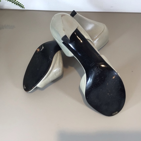 CHRISTIAN DIOR LEATHER TAUPE OPEN TOE VINTAGE HEELS SZ 7.5 - Picture 7 of 8